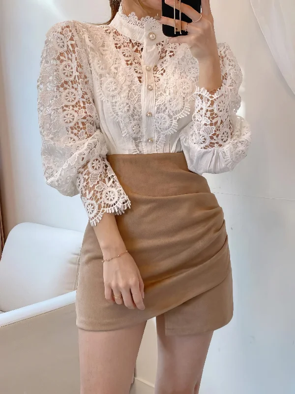 Alluring Lace Blouse with Pearl Buttons and Long Sleeves Delicate Pleat Blouse