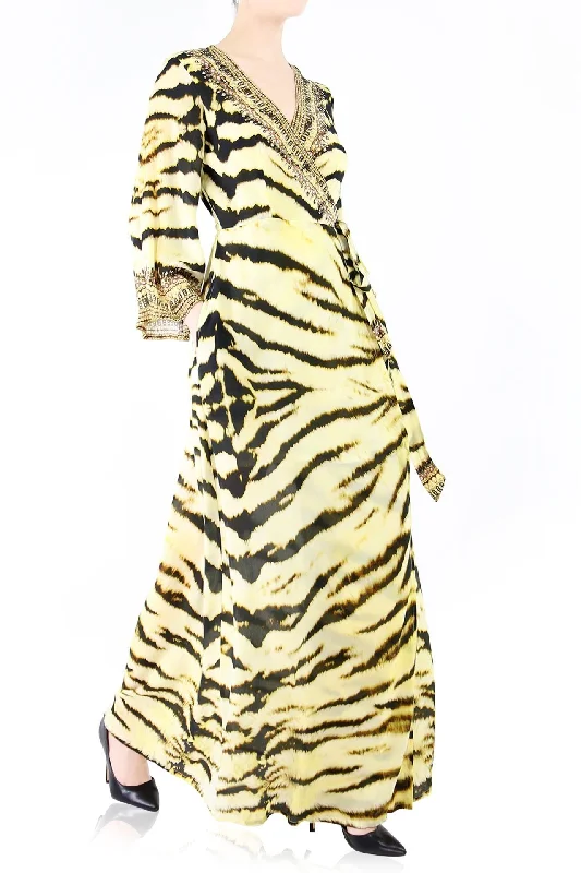 Tiger Print Wrap Front Maxi Dress Trendy Off-Shoulder Ruffle Maxi Dress