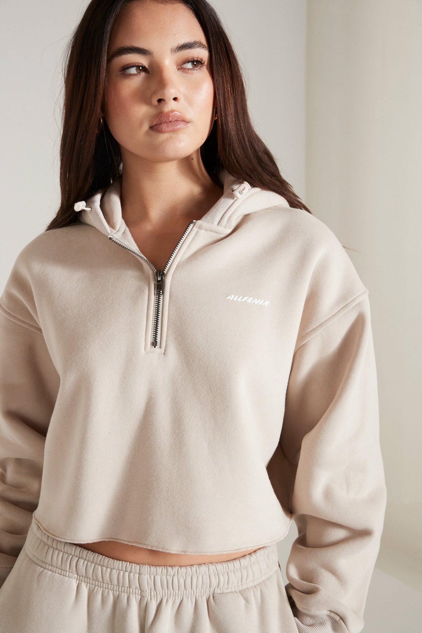 All Fenix Circuit Crop Hoodie Hoodie with Hem Ribbing Snug Secure