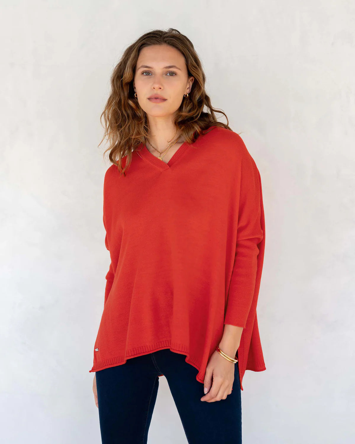 Mersea Catalina V-Neck Sweater Chili Red Stretchy Elastic Breathable