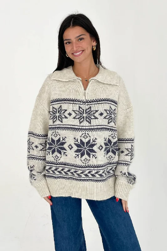 Warm Me Up Sweater in Cream/Navy Seamless Knitted Crochet