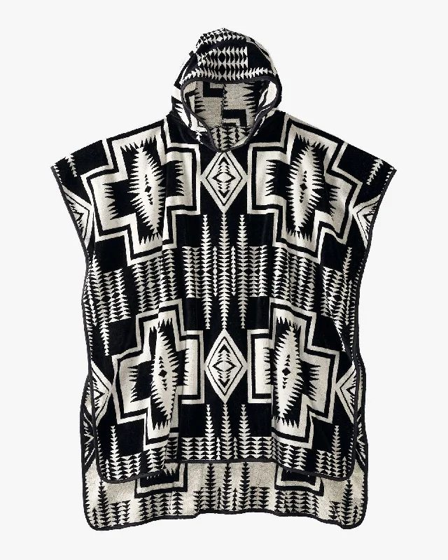 Pendleton Adult Jacquard Hooded Towel - Harding Black Hoodie with Tie-Dye Psychedelic Retro