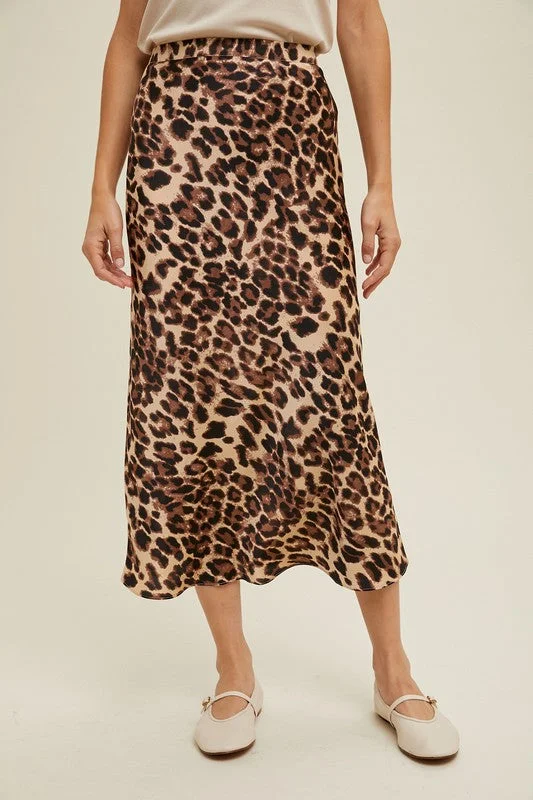 Animal Print Elegance Midi Skirt pleated skirt texture